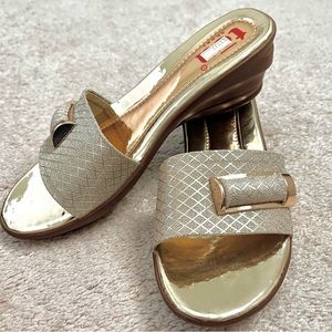 NEW Glitter Buckle Sandals